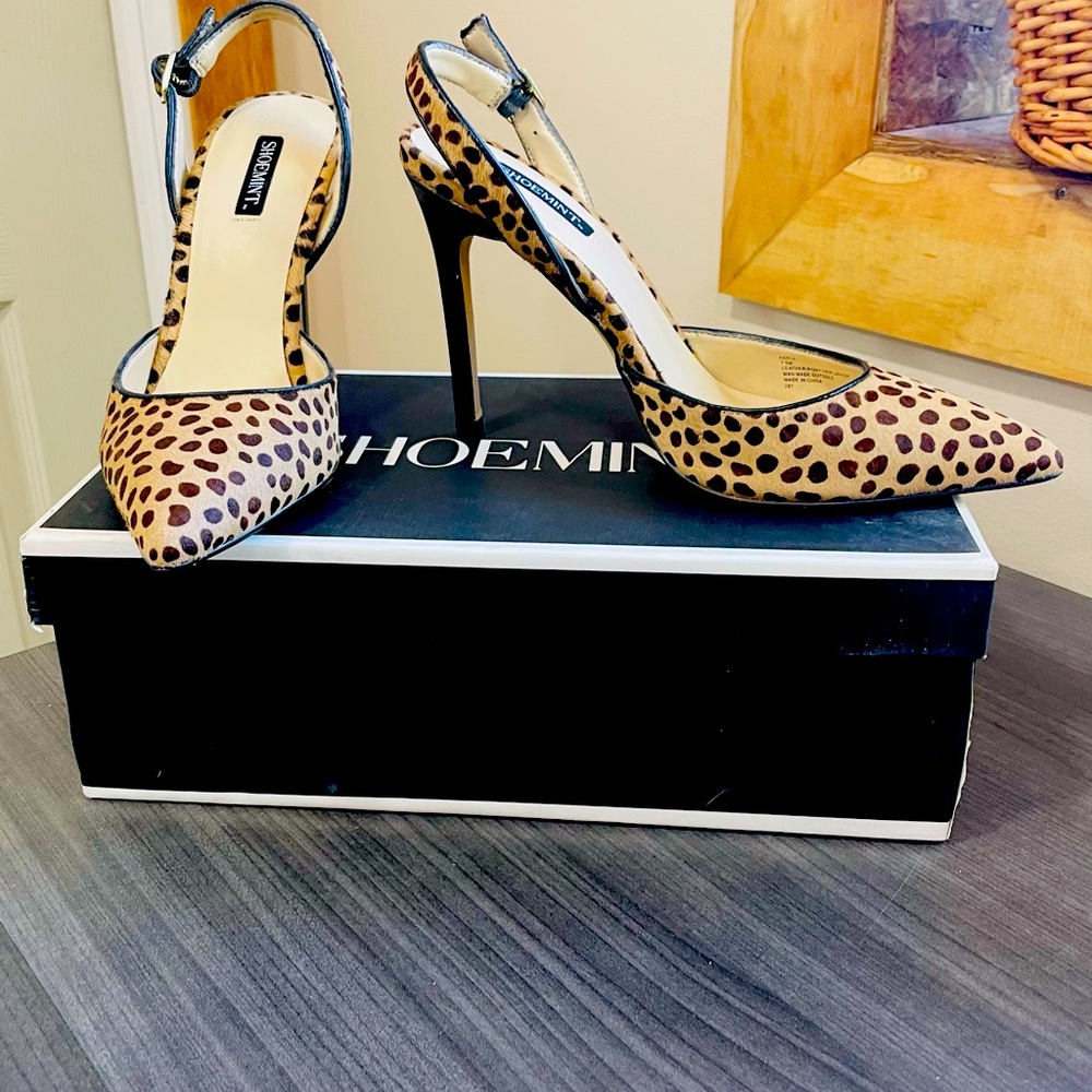 Shoemint Karla Slingback heels. Dalmation 7.5